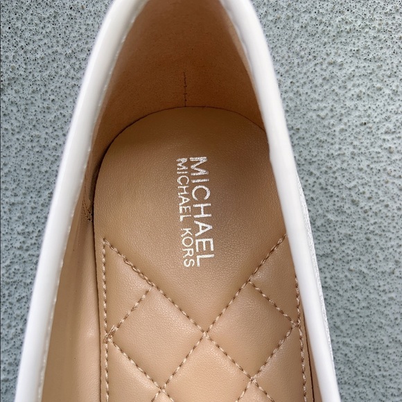 Michael Kors flats in white - Picture 8 of 14